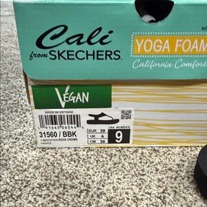 Skechers Cali Vegan Yoga Foam Sandals - Black